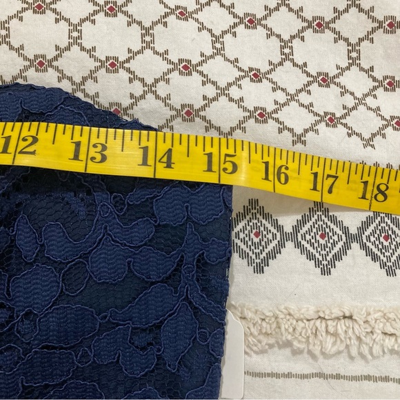 David’s Bridal navy lace gown size 4 - Picture 9 of 15